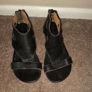 Bed Stu black leather sandals